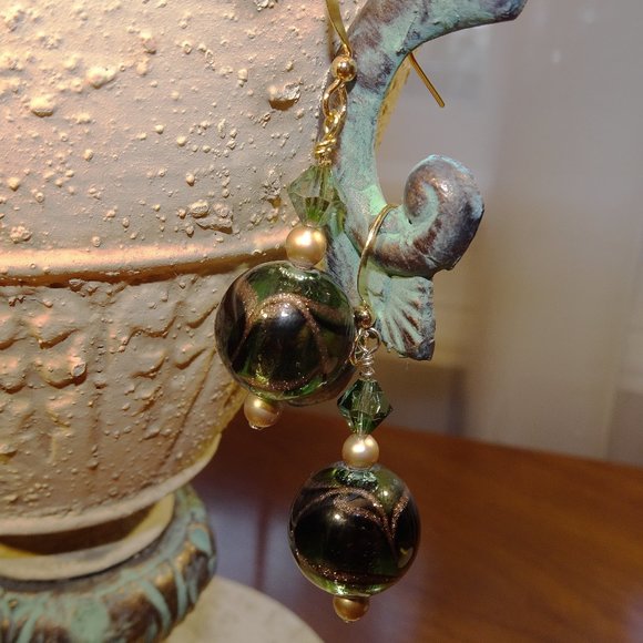 Deep green handmade earrings in Czech glass with swirls of gold highlights - Picture 3 of 8